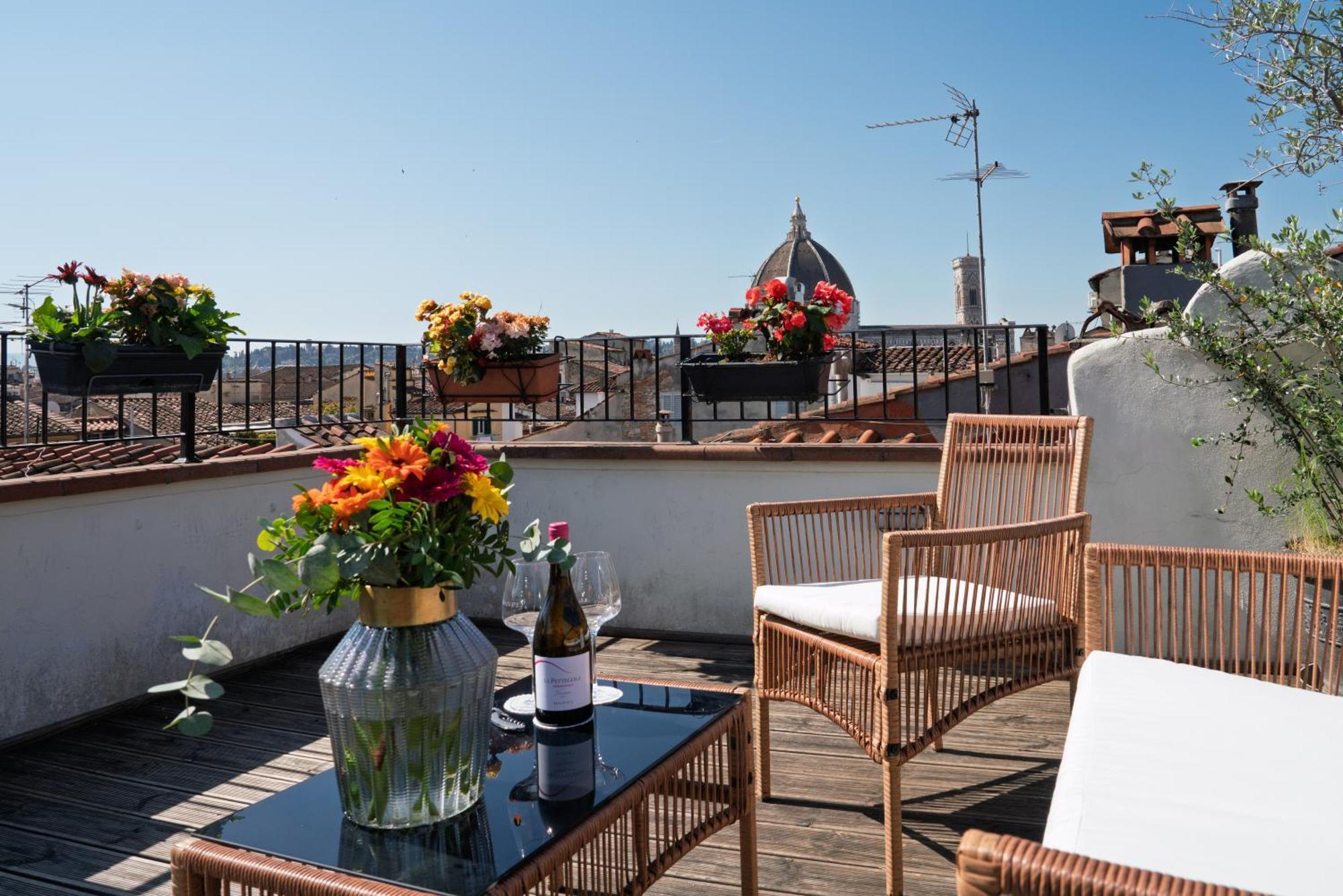 Residenza Conte Di Cavour & Rooftop ฟลอเรนซ์ ภายนอก รูปภาพ