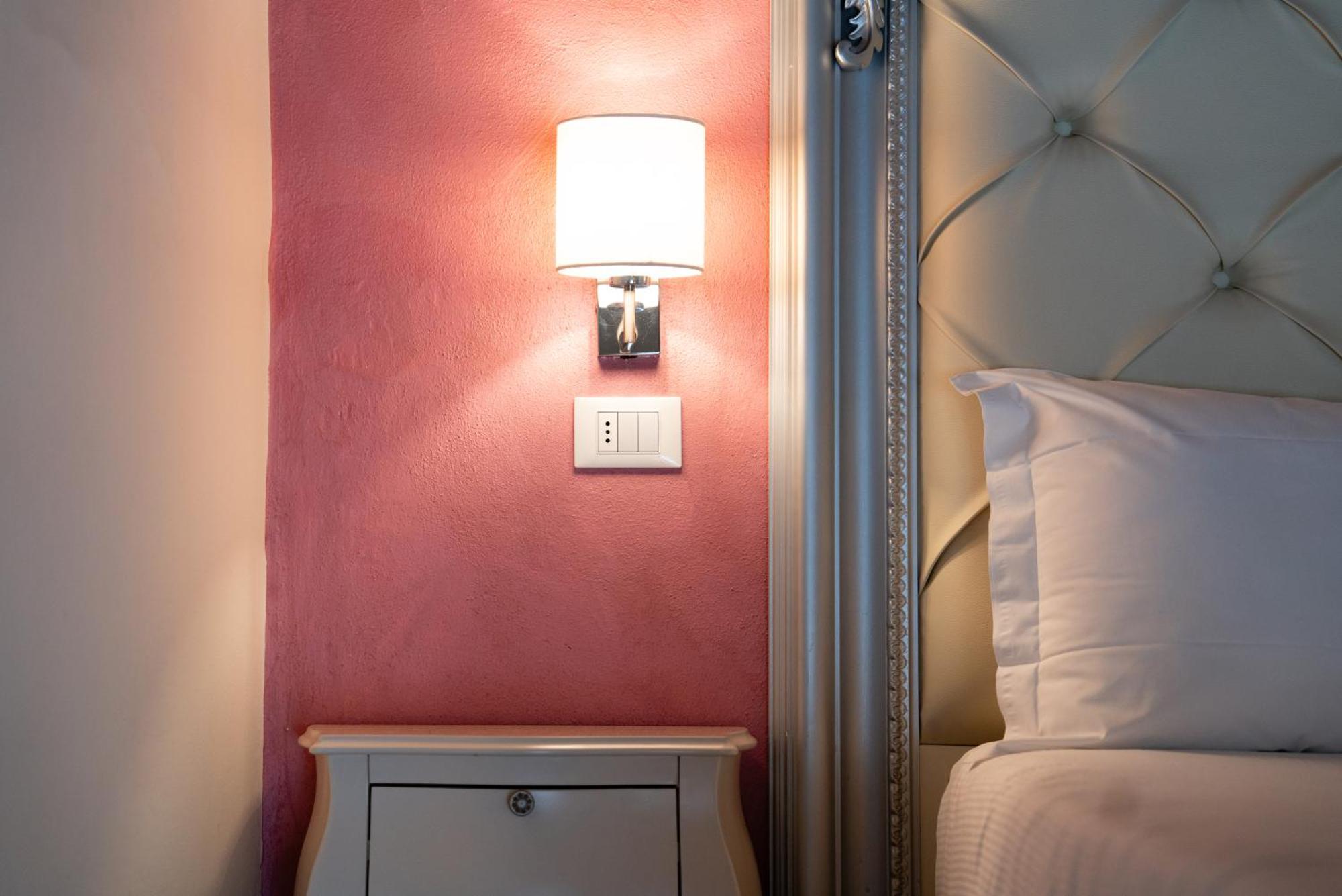 Residenza Conte Di Cavour & Rooftop ฟลอเรนซ์ ภายนอก รูปภาพ