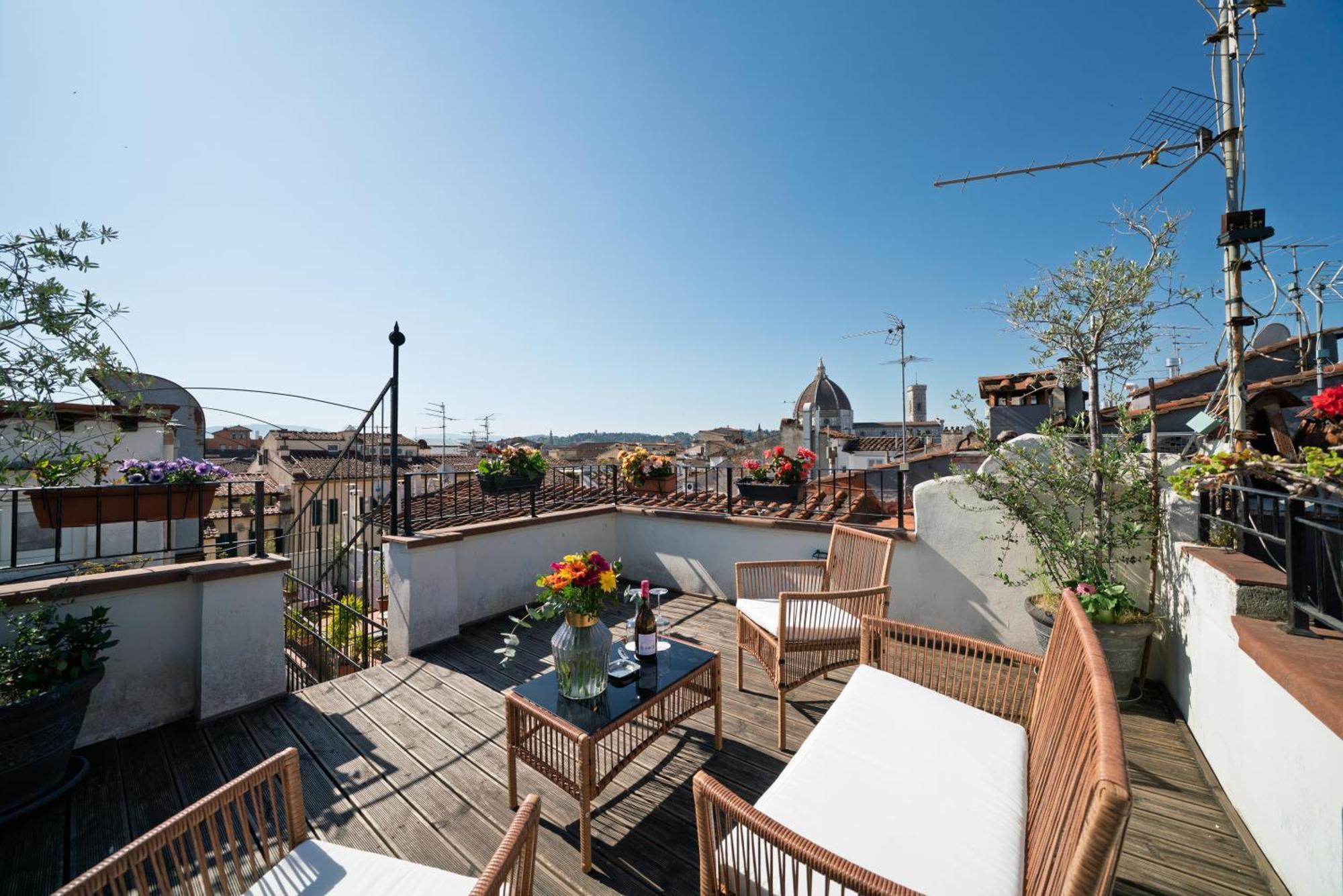 Residenza Conte Di Cavour & Rooftop ฟลอเรนซ์ ภายนอก รูปภาพ